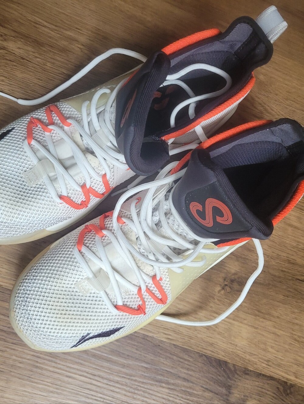 Li-ning  Sonic V111 Mccollum Basketball Shoes